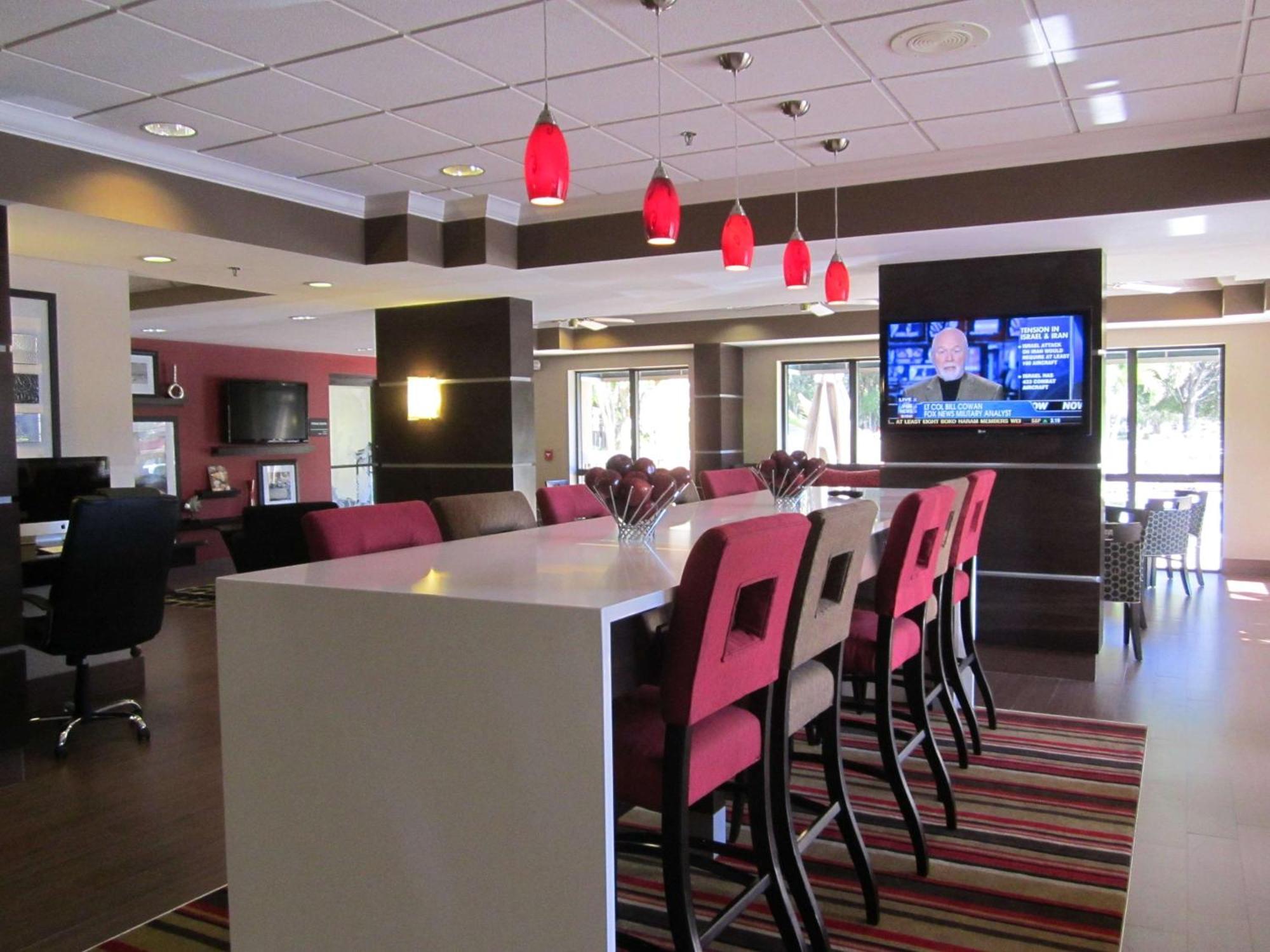 Hampton Inn Fort Myers-Airport & I-75 Zewnętrze zdjęcie