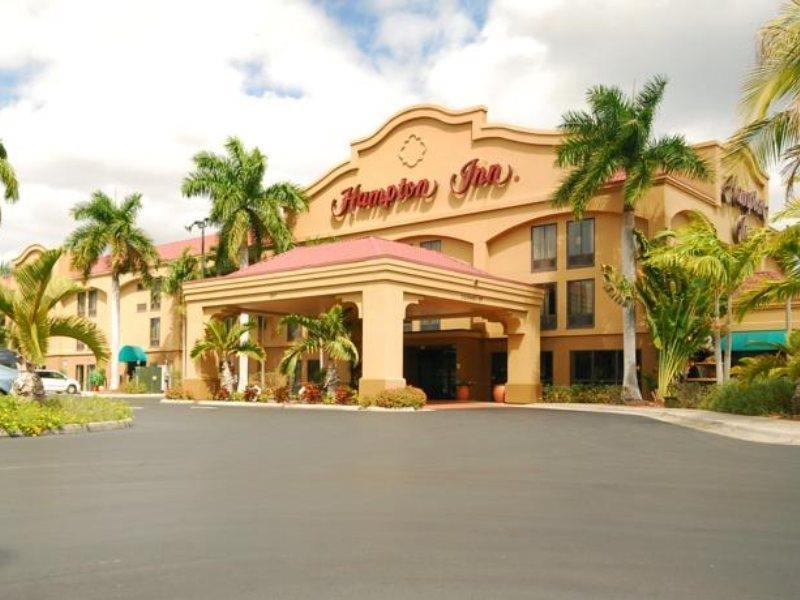 Hampton Inn Fort Myers-Airport & I-75 Zewnętrze zdjęcie